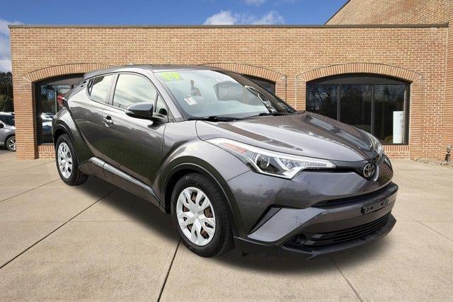 2019 Toyota C-HR LE FWD (Natl)