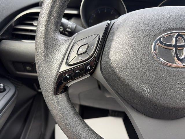 2019 Toyota C-HR LE FWD (Natl)
