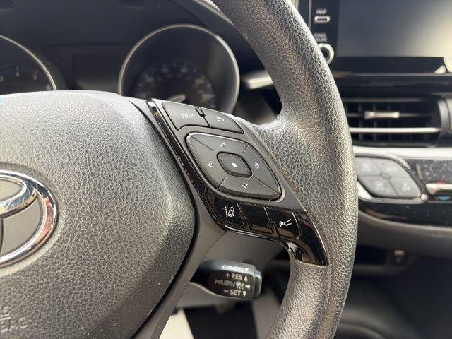 2019 Toyota C-HR LE FWD (Natl)