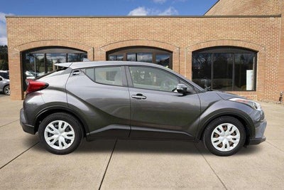 2019 Toyota C-HR LE FWD (Natl)