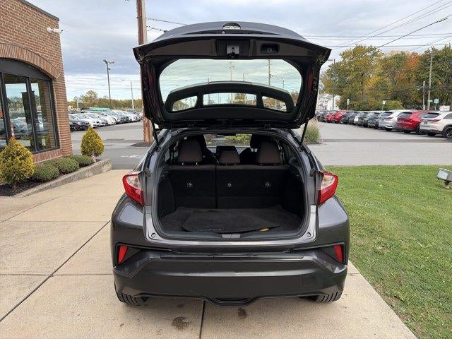 2019 Toyota C-HR LE FWD (Natl)