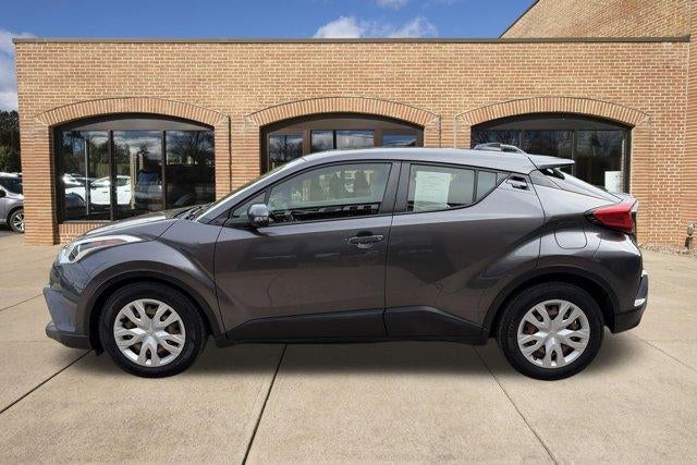 2019 Toyota C-HR LE FWD (Natl)