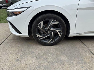 2025 Hyundai ELANTRA Hybrid SEL Sport DCT