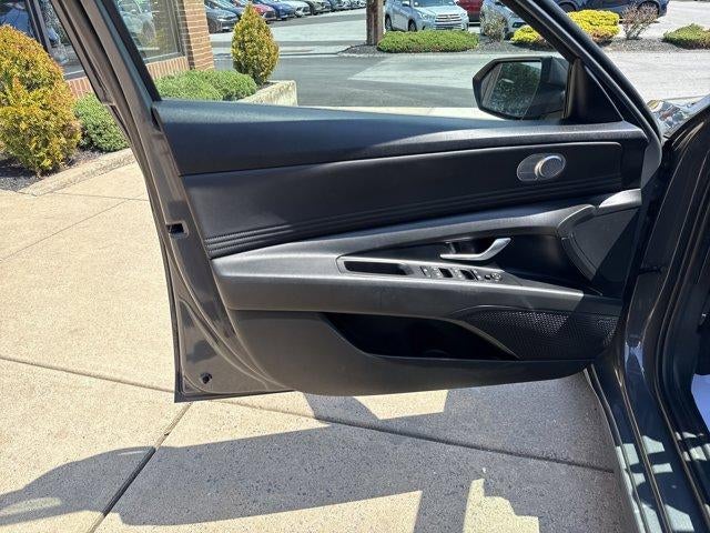 2023 Hyundai ELANTRA Hybrid Limited DCT