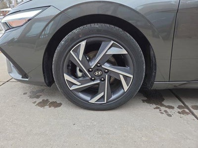 2025 Hyundai ELANTRA Hybrid Limited DCT