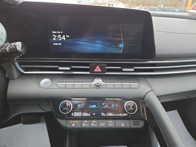 2025 Hyundai ELANTRA SEL Convenience IVT