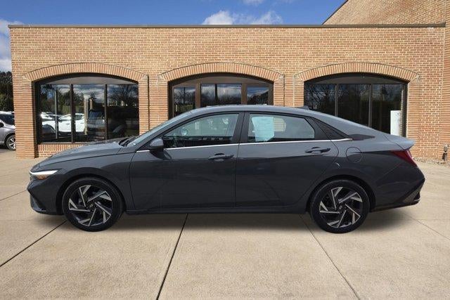 2025 Hyundai ELANTRA SEL Convenience IVT