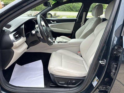 2025 Genesis G70 2.5T AWD
