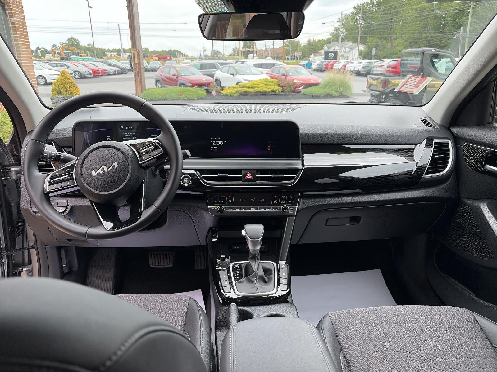 2025 Kia Seltos S IVT AWD