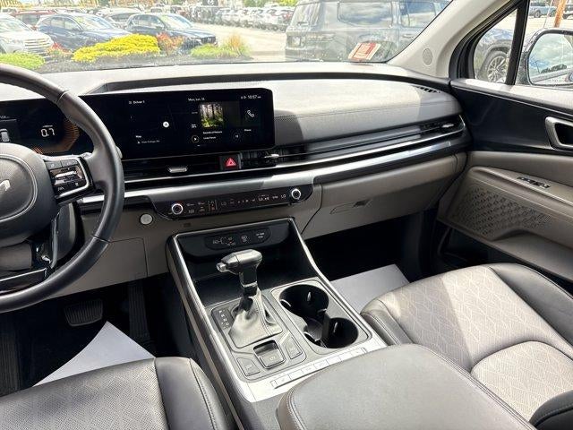 2025 Kia Carnival LXS FWD