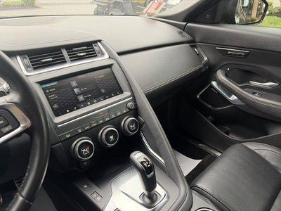 2019 Jaguar E-PACE P300 AWD R-Dynamic SE