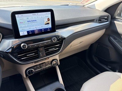 2022 Ford Escape Titanium Hybrid AWD