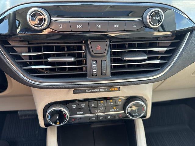2022 Ford Escape Titanium Hybrid AWD