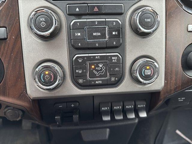 2015 Ford Super Duty F-250 SRW 4WD Crew Cab 6-3/4 Ft Box Lariat