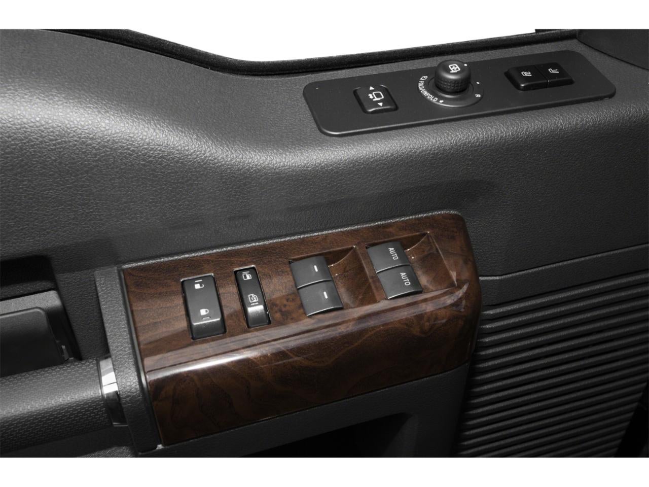 2015 Ford Super Duty F-250 SRW 4WD Crew Cab 6-3/4 Ft Box Lariat