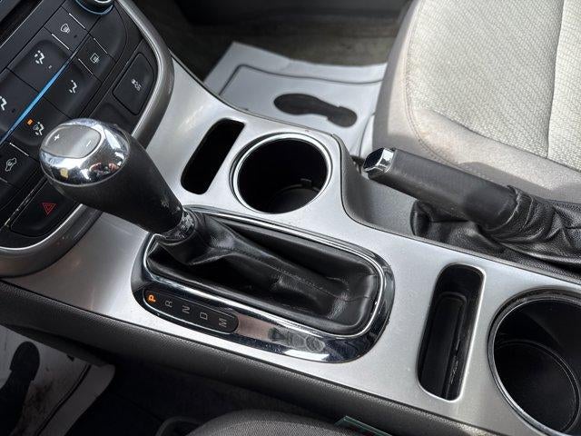 2015 Chevrolet Malibu 4dr Sdn LS w/1FL