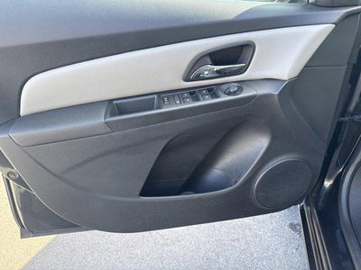 2016 Chevrolet Cruze Limited Sedan LS (Automatic)