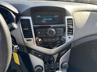 2016 Chevrolet Cruze Limited Sedan LS (Automatic)