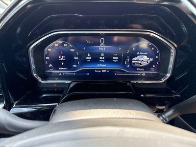 2023 Chevrolet Silverado 1500 Crew Cab Short Box 4-Wheel Drive LT 2FL