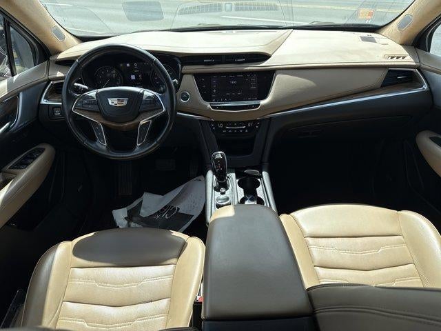 2022 Cadillac XT5 AWD 4dr Premium Luxury