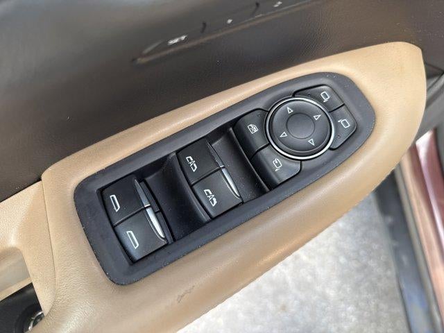 2022 Cadillac XT5 AWD 4dr Premium Luxury