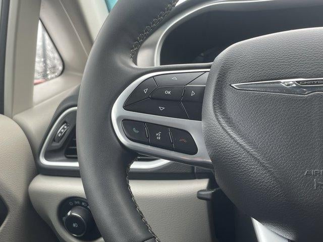 2024 Chrysler Pacifica Touring L FWD