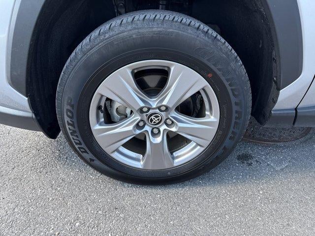 2025 Toyota RAV4 XLE AWD (Natl)