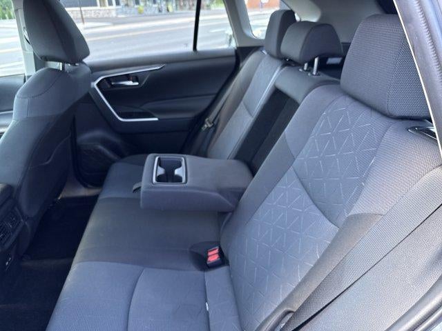 2025 Toyota RAV4 XLE AWD (Natl)