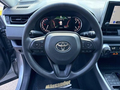 2025 Toyota RAV4 XLE AWD (Natl)