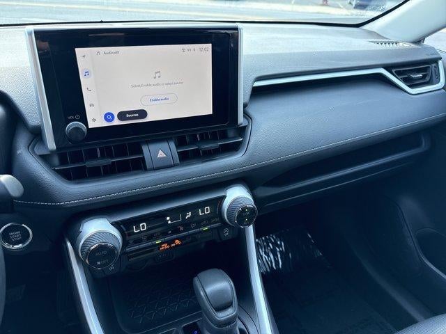 2025 Toyota RAV4 XLE AWD (Natl)