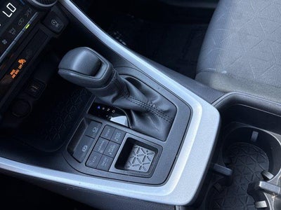 2025 Toyota RAV4 XLE AWD (Natl)