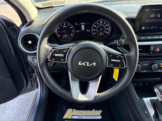 2023 Kia Forte LXS IVT