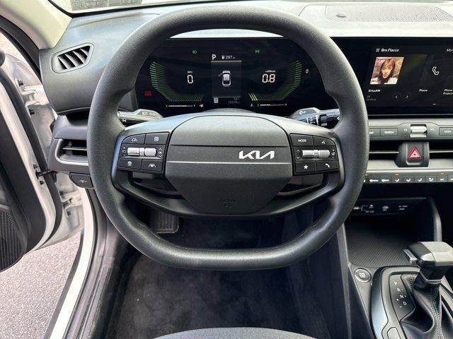 2025 Kia K4 LX FWD