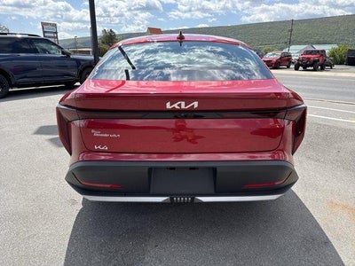 2025 Kia K4 LXS FWD