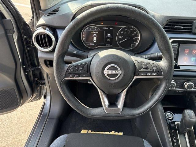 2025 Nissan Versa SV CVT