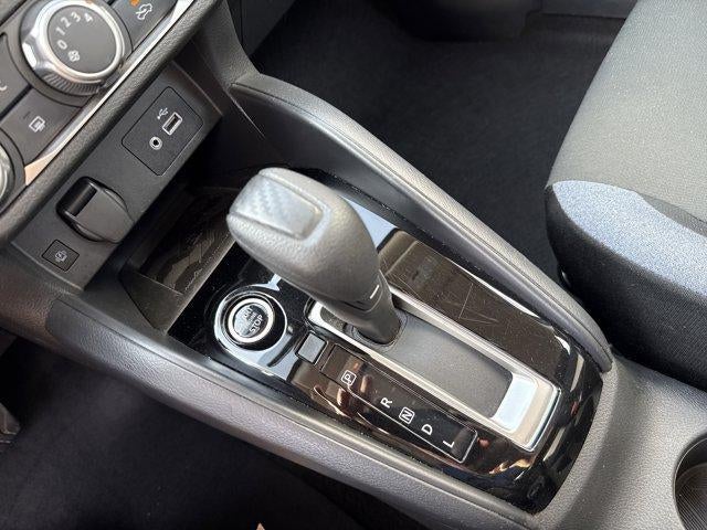 2025 Nissan Versa SV CVT