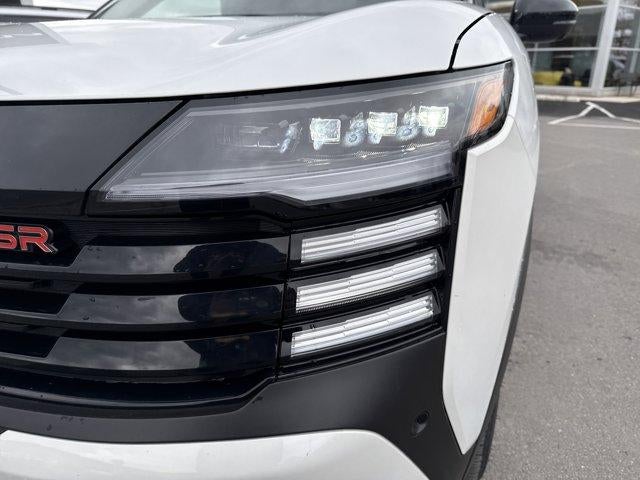 2025 Nissan Kicks SR AWD