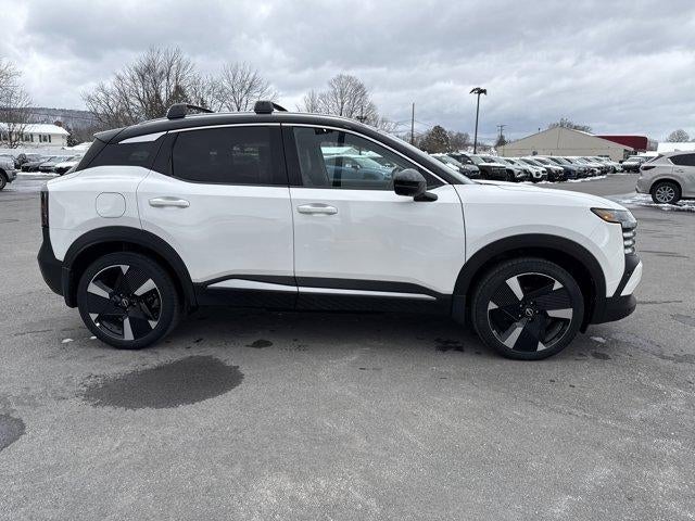 2025 Nissan Kicks SR AWD