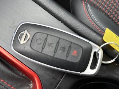 2025 Nissan Kicks SR AWD