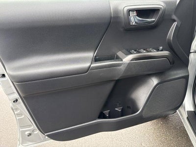 2022 Toyota Tacoma 4WD 4WD TRD Off Road Double Cab 5' Bed V6 AT (Natl)