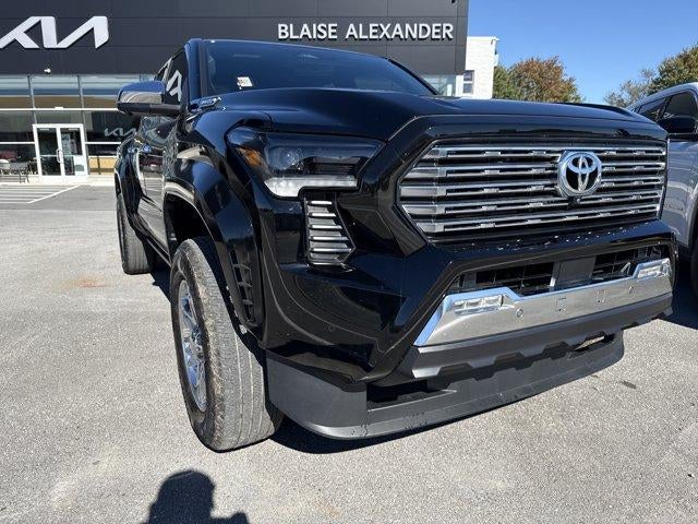 2026 Toyota Tacoma 4WD 4WD Limited Hybrid Double Cab 5' Bed AT (Natl)