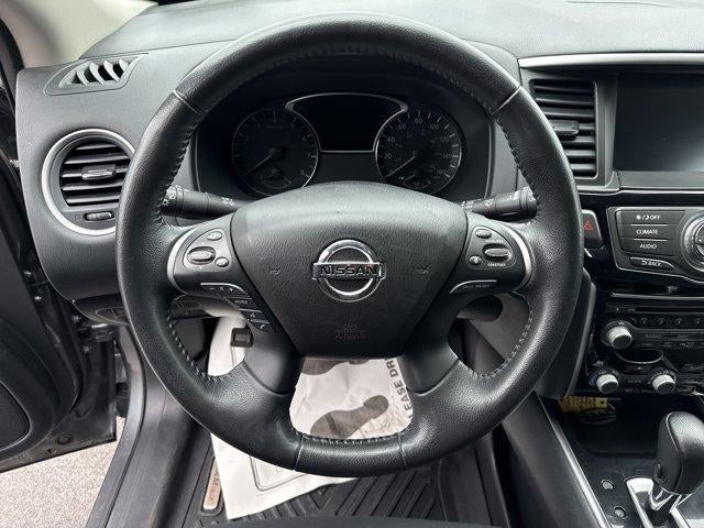 2020 Nissan Pathfinder 4x4 SV