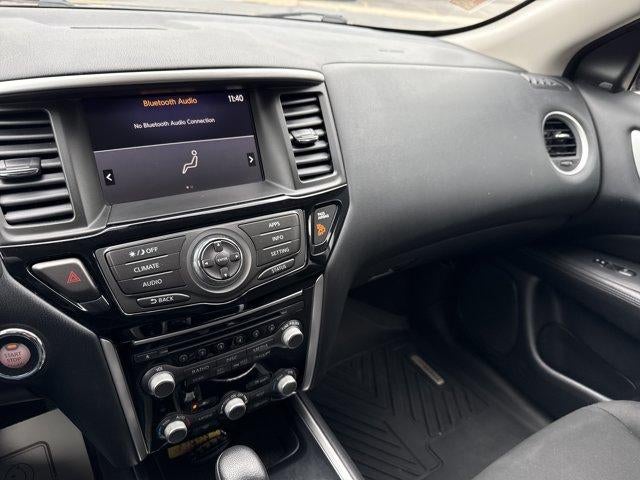 2020 Nissan Pathfinder 4x4 SV