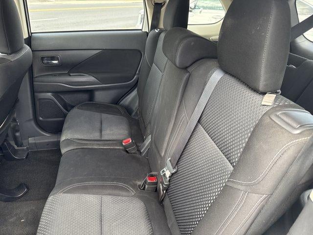 2020 Mitsubishi Outlander ES S-AWC