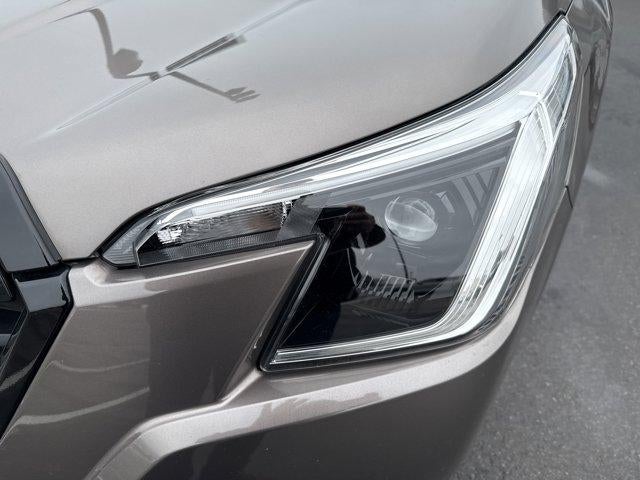 2022 Subaru Forester Premium CVT