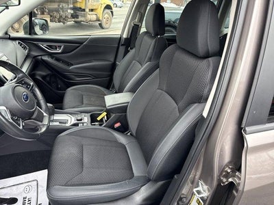 2022 Subaru Forester Premium CVT