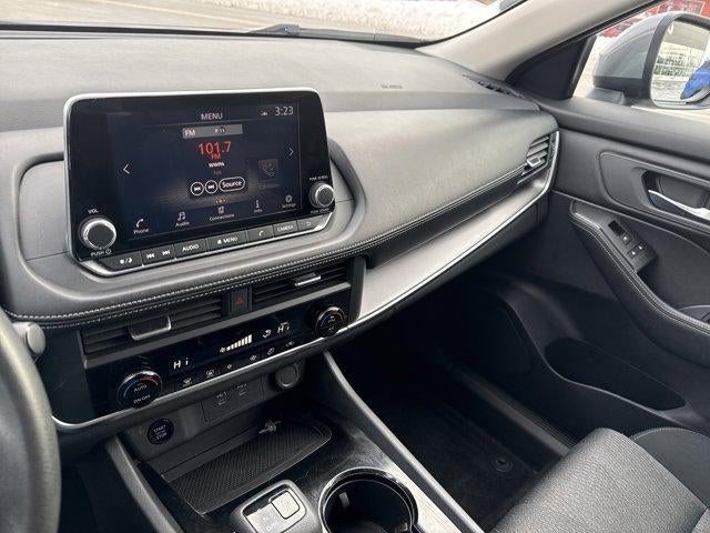 2024 Nissan Rogue AWD SV