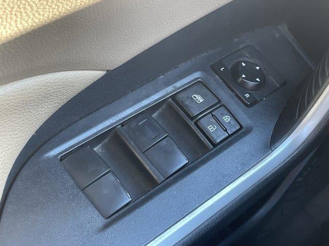 2019 Toyota RAV4 Hybrid LE AWD (Natl)