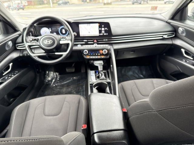 2025 Hyundai ELANTRA SEL Convenience IVT