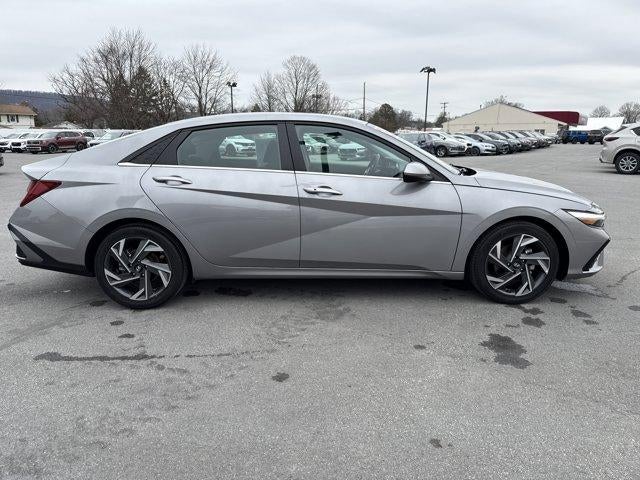 2025 Hyundai ELANTRA SEL Convenience IVT